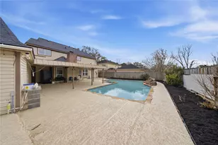 15306 Corona Del Mar Dr, Houston, TX 77083 - Photo 27