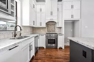 5733 Winsome Ln, Houston, TX 77057 - Photo 19