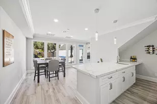 830 Silvergate Dr, Houston, TX 77079 - Photo 17