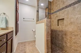 3816 Brandt St, Houston, TX 77006 - Photo 31