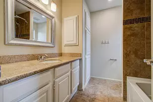 3816 Brandt St, Houston, TX 77006 - Photo 31