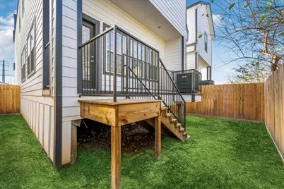 723 E 37th Street, Houston, TX 77022 - Photo 37