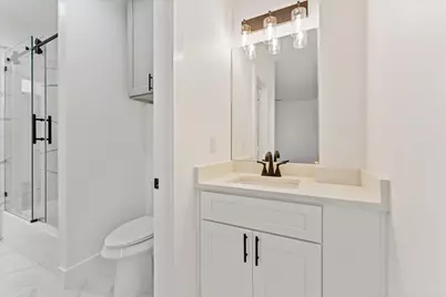 723 E 37th Street, Houston, TX 77022 - Photo 23