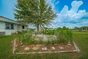 2316 Green Meadows Dr, Sealy, TX 77474 - Photo 41