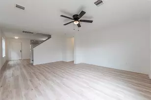 12034 Audubon Hill Ct, Houston, TX 77038 - Photo 11