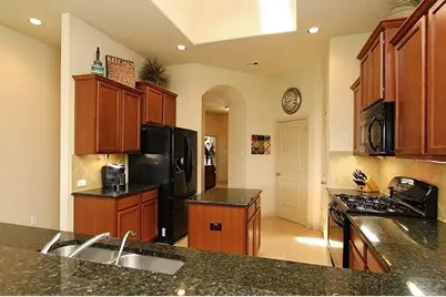 18907 Cove Pointe Dr Drive, Cypress, TX 77433 - Photo 7
