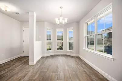 35 Greenbriar Loop, Angleton, TX 77515 - Photo 9