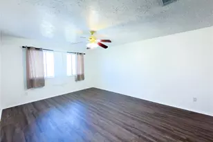 13610 Piney Oaks Dr, Houston, TX 77065 - Photo 23