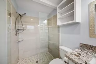 5006 Lymbar Dr, Houston, TX 77096 - Photo 23