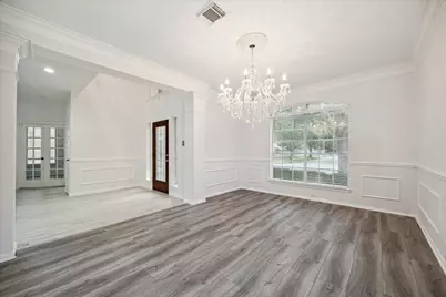 2715 Oakland Drive, Sugar Land, TX 77479 - Photo 5