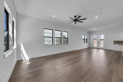 3211 Royal Oaks Hollow Lane, Houston, TX 77082 - Photo 3