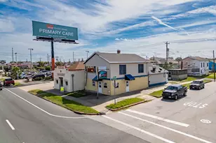 5427 Broadway St, Galveston, TX 77551 - Photo 1
