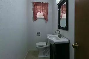 8435 Sterlingshire St, Houston, TX 77078 - Photo 11