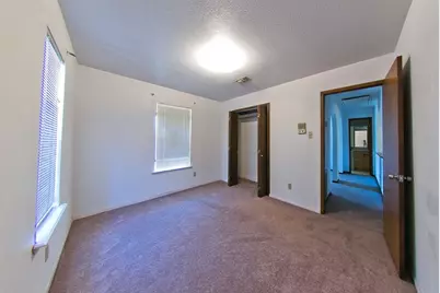 8435 Sterlingshire Street, Houston, TX 77078 - Photo 23