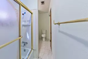 8435 Sterlingshire St, Houston, TX 77078 - Photo 27