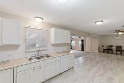 407 Present Street, Missouri City, TX 77489 - Photo 17