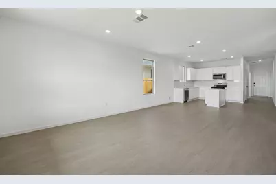 406 Point Nemo Street, Crosby, TX 77532 - Photo 9