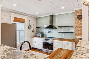 2520 Avenue L, Galveston, TX 77550 - Photo 11