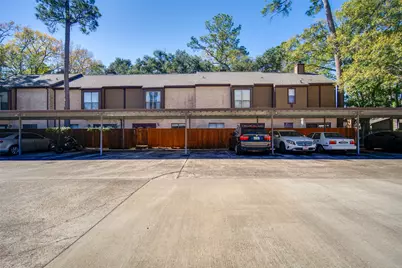 11711 Memorial Drive #621, Houston, TX 77024 - Photo 31
