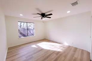 238 Litchfield Ln, Houston, TX 77024 - Photo 29