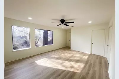 238 Litchfield Lane, Houston, TX 77024 - Photo 21