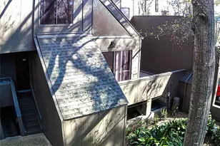 238 Litchfield Ln, Houston, TX 77024 - Photo 33