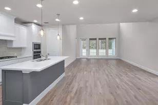 501 Audubons Shearwater Wy, Magnolia, TX 77354 - Photo 3