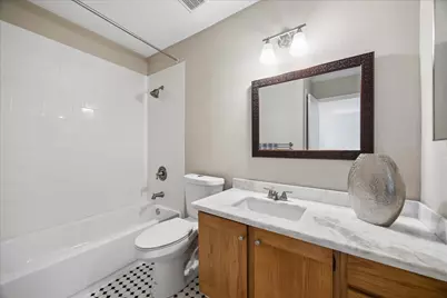 2555 Bering Drive #1, Houston, TX 77057 - Photo 19