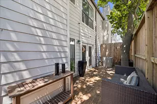 2555 Bering Dr, Houston, TX 77057 - Photo 21