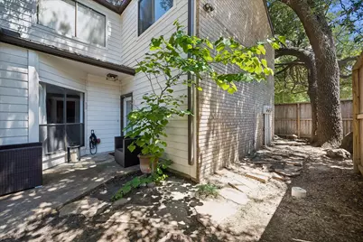 2555 Bering Drive #1, Houston, TX 77057 - Photo 19