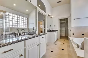 1416 Harold St, Houston, TX 77006 - Photo 21