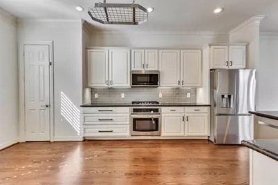 1416 Harold Street #D, Houston, TX 77006 - Photo 13