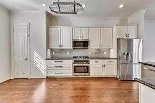 1416 Harold St, Houston, TX 77006 - Photo 13