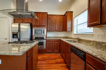 1154 Hempstead Villa Lane, Houston, TX 77008 - Photo 9