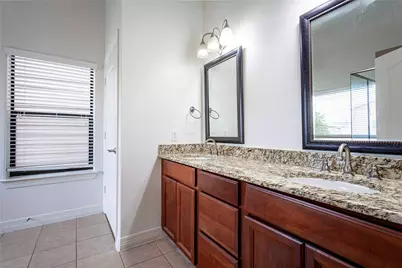 1154 Hempstead Villa Lane, Houston, TX 77008 - Photo 13