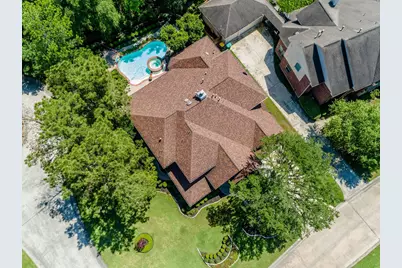 39 W Shale Creek Circle, The Woodlands, TX 77382 - Photo 11