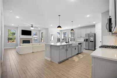 108 Yellow Perch Way, Conroe, TX 77318 - Photo 11