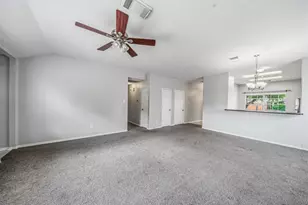 7107 Piney Meadow Ct, Houston, TX 77041 - Photo 9