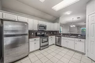 7107 Piney Meadow Ct, Houston, TX 77041 - Photo 5