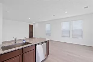 656 Imperial Loop, Alvin, TX 77511 - Photo 13