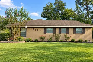 10522 Royal Oaks Dr, Houston, TX 77016 - Photo 1