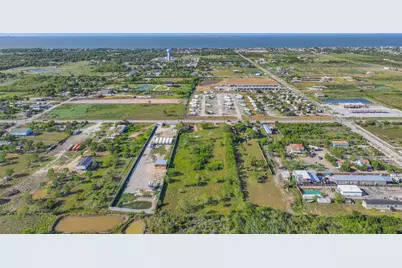 2375 E Fm 517, San Leon, TX 77539 - Photo 7