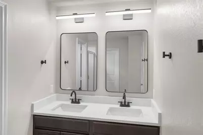 12112 City Trek Lane, Houston, TX 77047 - Photo 9