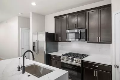 12112 City Trek Lane, Houston, TX 77047 - Photo 5