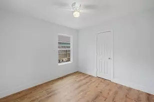 5505 Southlea St, Houston, TX 77033 - Photo 23