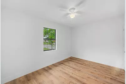 5505 Southlea Street, Houston, TX 77033 - Photo 19