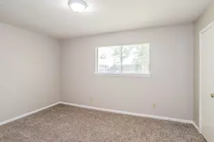 16635 David Glen Dr, Friendswood, TX 77546 - Photo 9