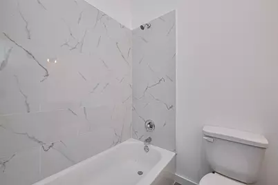 9007 Hilda Street, Houston, TX 77033 - Photo 9