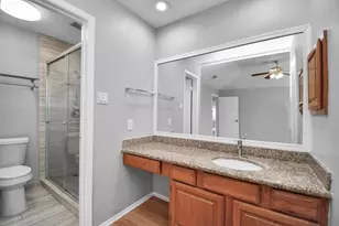 2210 S Ferrisburg Ct, Sugar Land, TX 77478 - Photo 5