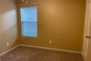 1215 Wallflower Ave, Baytown, TX 77521 - Photo 15